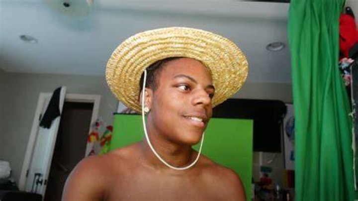 ‘It’s not that serious’: YouTuber not getting banned for exposing himself on live feed