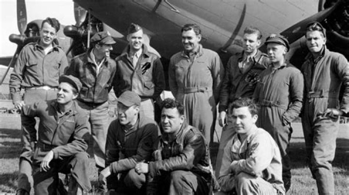Jack Churchill Biography - Facts, Childhood, Family Life & Achievements