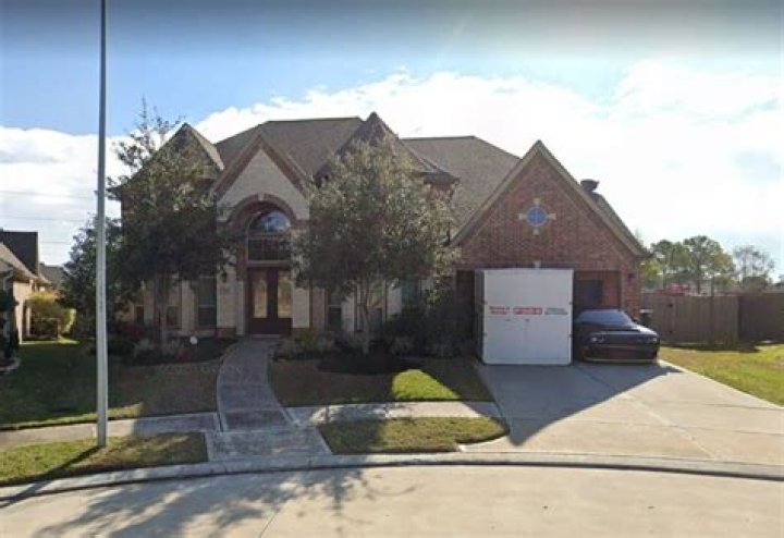 Jadeveon Clowney house: Where does Jadeveon Clowney live?