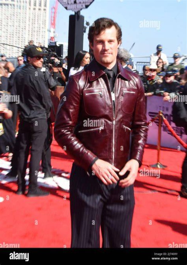 Jake Picking top movies, TV shows and awards
