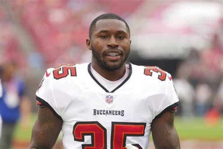 Jamel Dean age, height, ethnicity, family, college, 40 time, draft, trade, net worth, Instagram