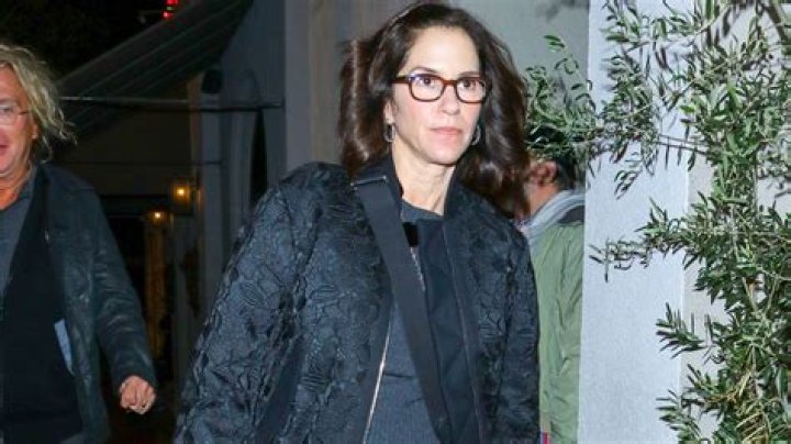 Jami Gertz net worth: How did actress Jami Gertz become so wealthy?