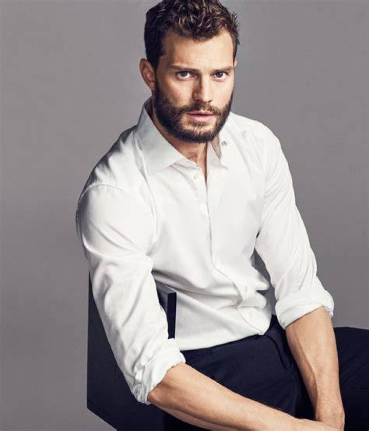Jamie Dornan Biography - Facts, Childhood, Family Life & Achievements