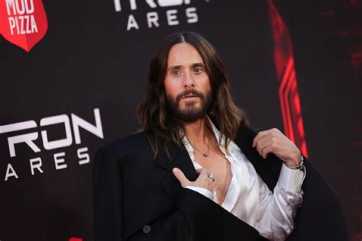 Jared Leto Biography - Facts, Childhood, Family Life & Achievements