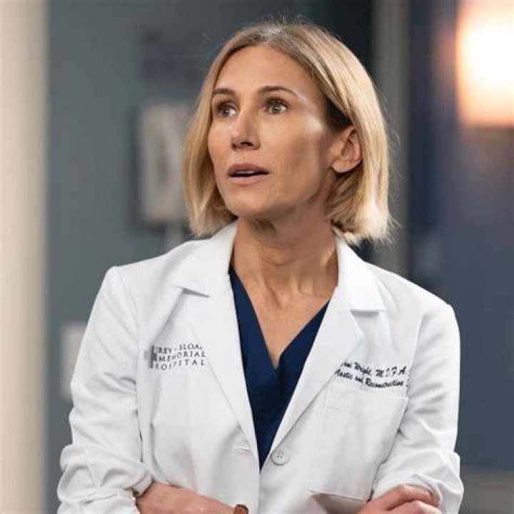 Jennifer Landon: Meet Aunt: Evelyn Landon