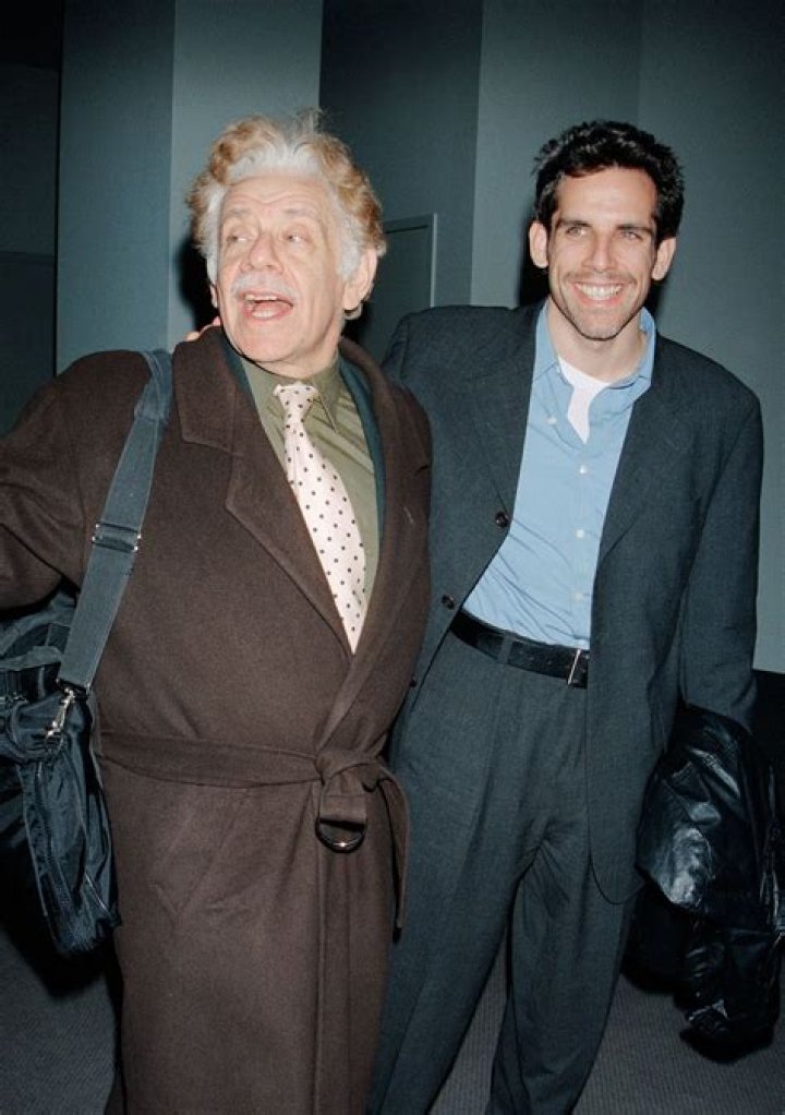 Jerry Stiller Biography - Facts, Childhood, Family Life & Achievements