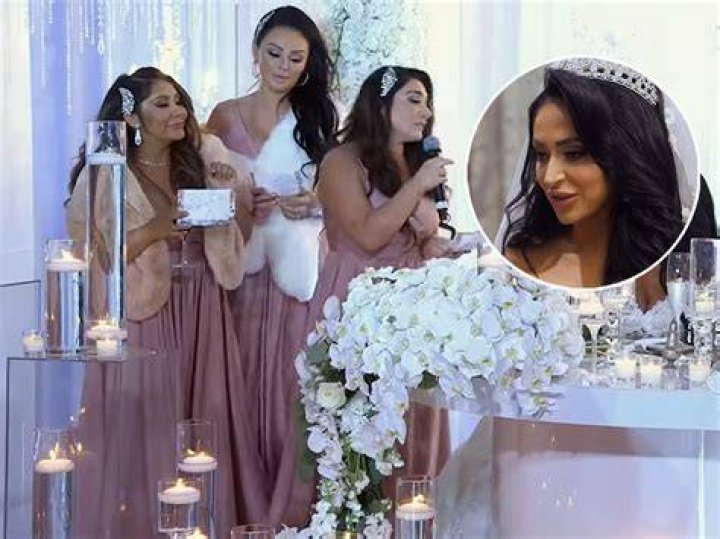 Jersey Shore’s Angelina Pivarnick Marries Chris Larangeira With JWoww As Bridesmaid