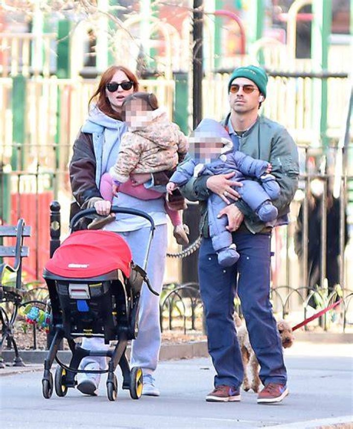 Joe Jonas And Sophie Turner Reportedly Only Letting Close Family Around Their Newborn – Here’s Why They’re Extremely ‘Cautious!’