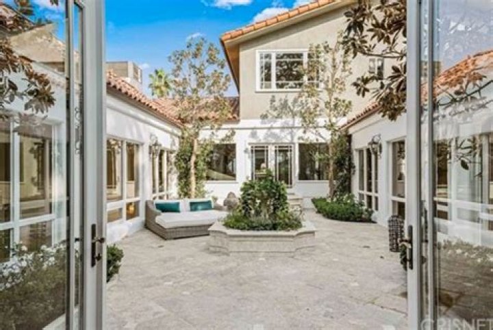 Joe Rogan Sells His Longtime LA Home Just Months After His Move To Texas