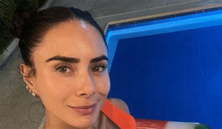 Johanna Fadul in Bathing Suit Says "Welcome March" — Celebwell