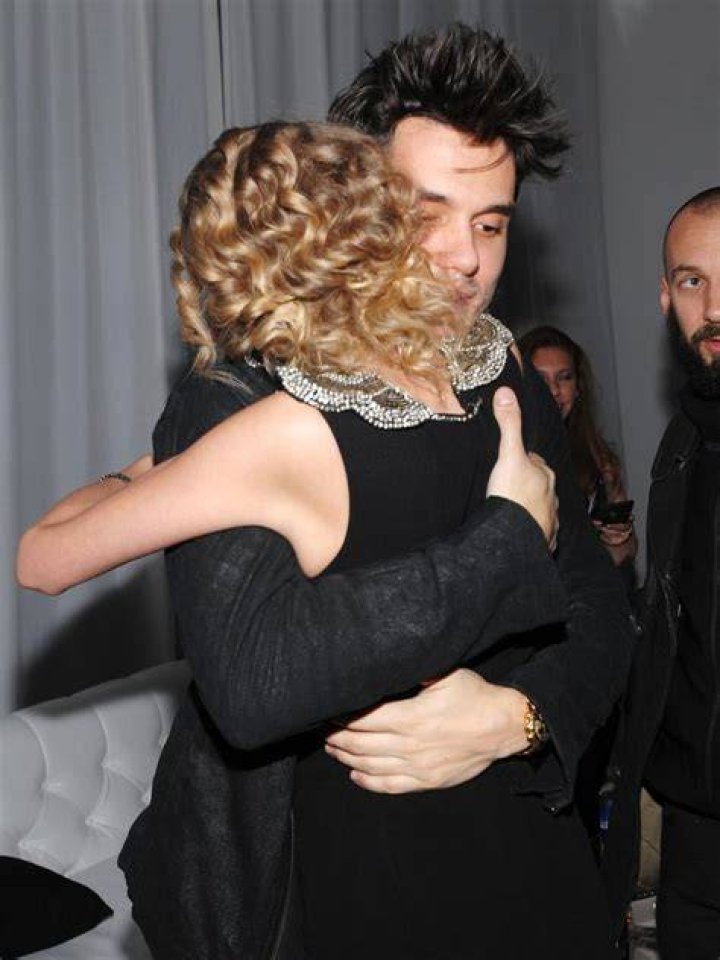 John Mayer Joined TikTok This Monday And Taylor Swift Fans Didn’t Exactly Roll Out The Red Carpet