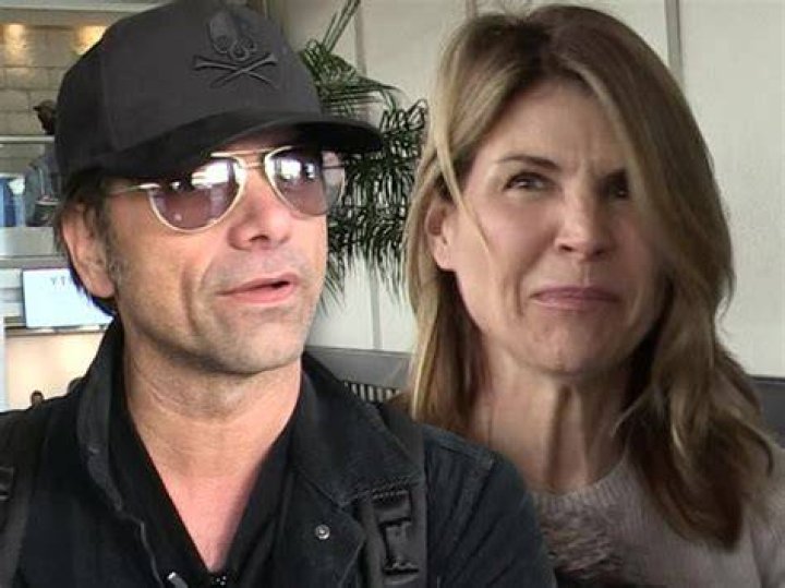 John Stamos ‘Likes’ Tweet About Lori Loughlin Going To Prison – Is He In Favor? 
