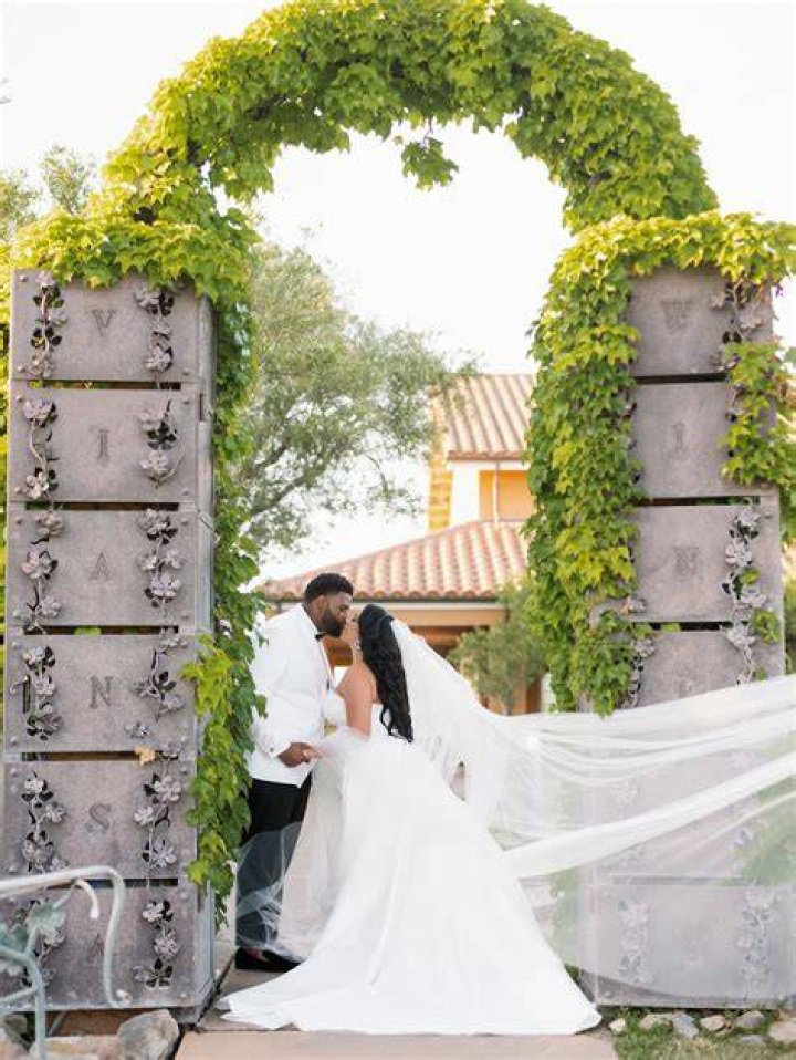 Johnathan Hankins family, wife, children, parents, siblings