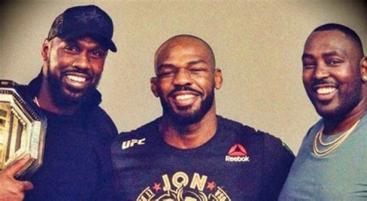 Jon Jones siblings: Meet Chandler Jones, Arthur Jones, Carmen Jones