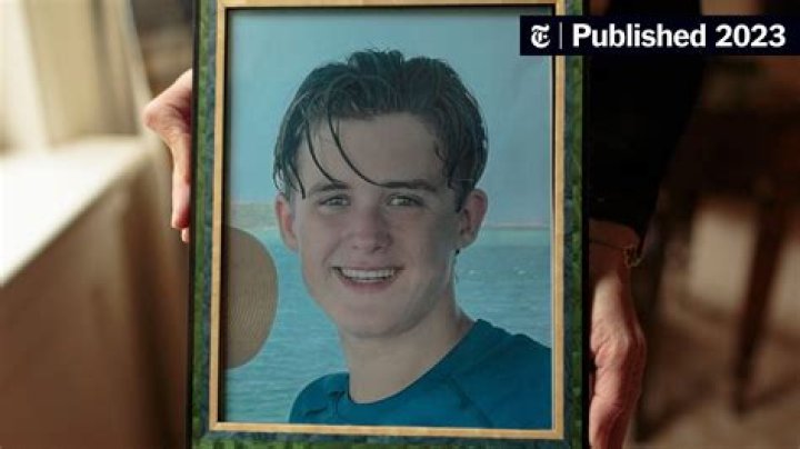Jonathan Lieb Died in Valhalla train suicide