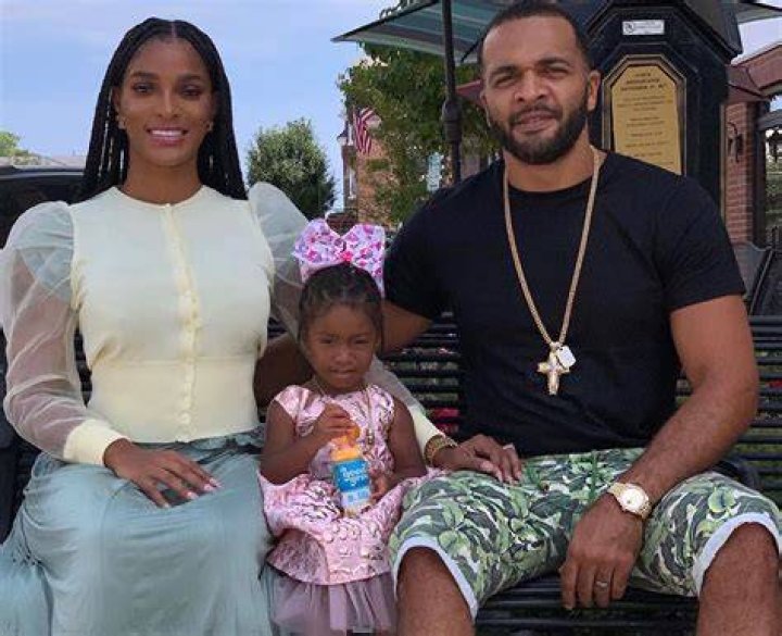 Joseline Hernandez Creates Confusion With This Statement After Reports Claimed That Stevie J Was Awarded Primary Custody Of Their Daughter, Bonnie Bella
