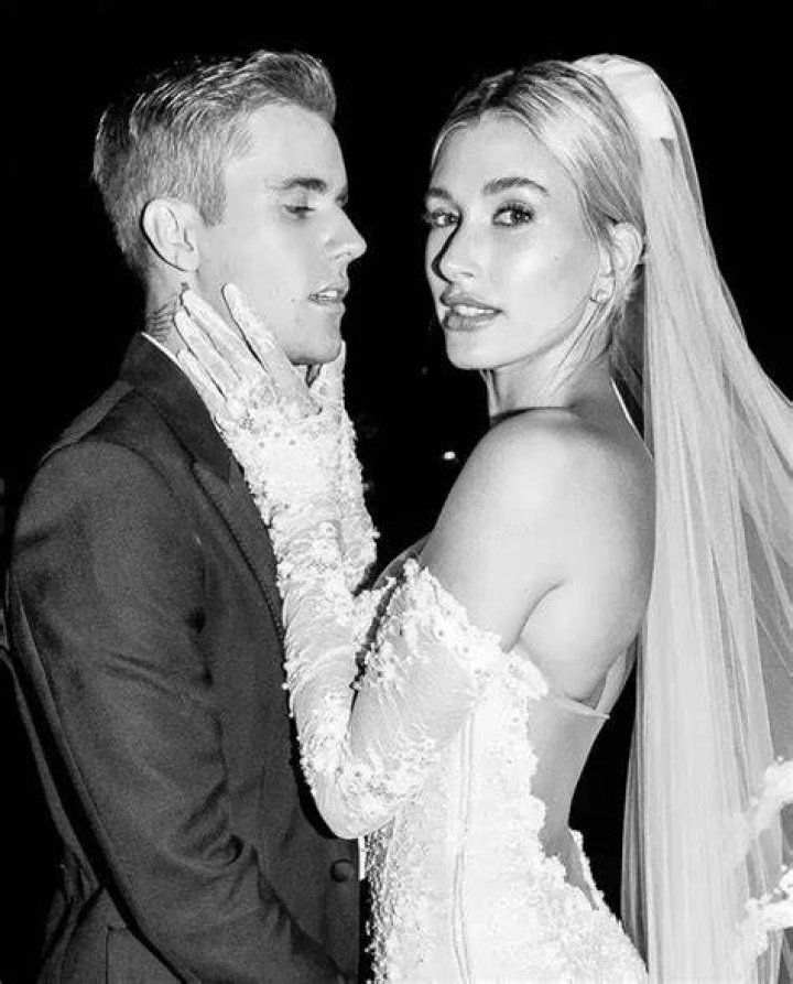 Justin Bieber And Hailey Baldwin Finally Wearing Their Wedding Bands – Here’s Why!
