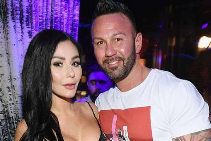 JWoww Not Happy About The Restraining Order She Got Against Roger Mathews – Will They Spend The Holidays Together?