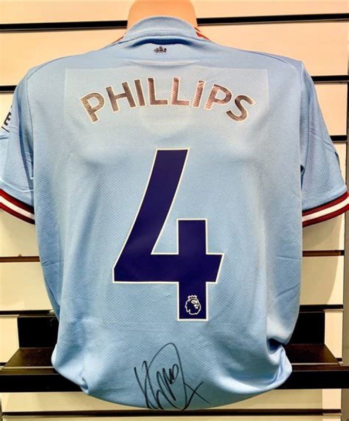 Kalvin Phillips shirt number at Manchester City