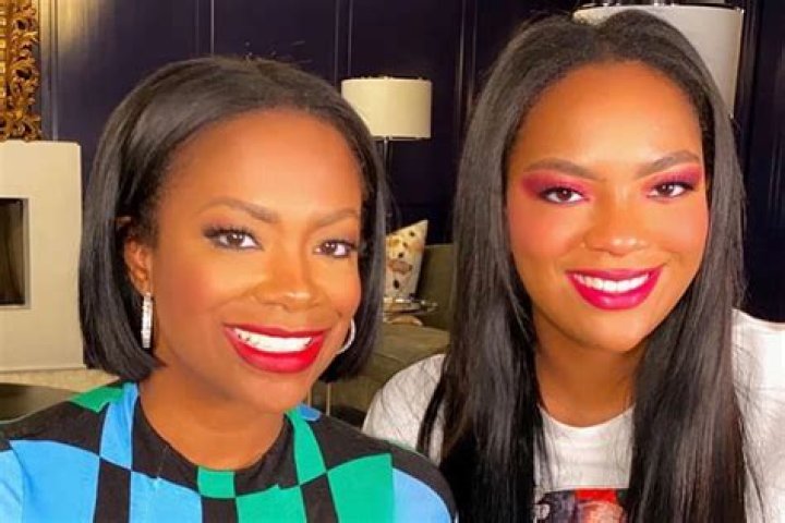 Kandi Burruss’ Daughter, Riley Burruss Gets Ready To Go To College – See The Video