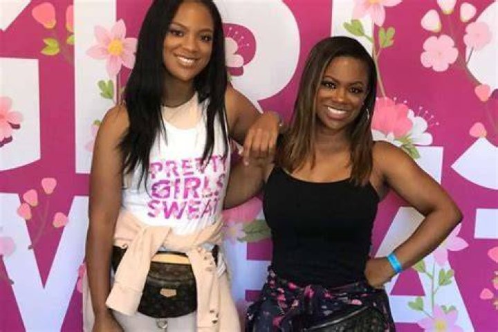 Kandi Burruss’ Daughter, Riley Burruss Thinks She Runs The House! Check Out This Photo