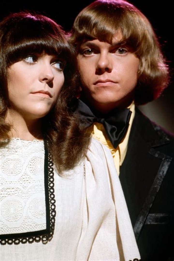 Karen Carpenter Biography - Facts, Childhood, Family Life & Achievements