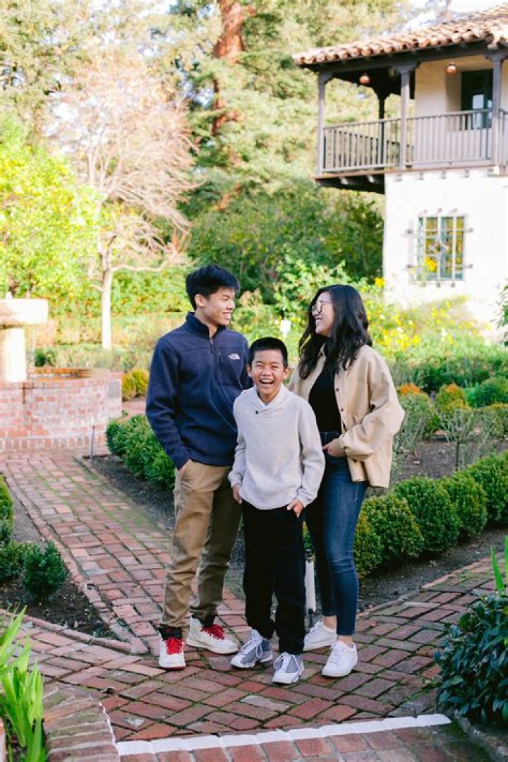 Kayden Koshelev family, girlfriend, children, parents, siblings