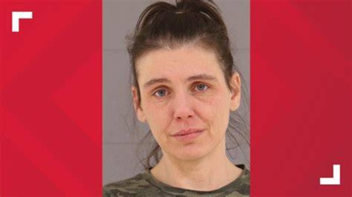 Kelli Stewart – Springfield, GA