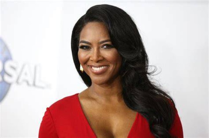 Kenya Moore Shares The Real Reason Why She Exited RHOA – Adresses Rumors She Was Fired!