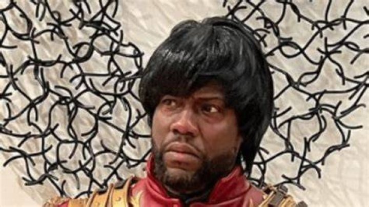 Kevin Hart’s ‘Game of Thrones’ Halloween costume might be the best of 2022