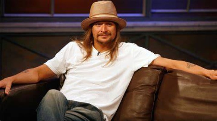 Kid Rock’s old photo with a drag queen resurfaces online after ridiculous Bud Light video goes viral