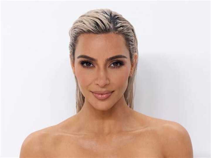 Kim Kardashian Showed Off Her Curves At Ocean Pool And Now Everyone Wants This Bathing Suit