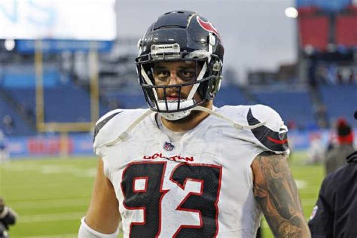 Kurt Hinish contract, salary and net worth explored