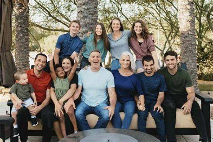 Kurt Warner children: Meet Zachary Taylor Warner, Kade Eugene Warner