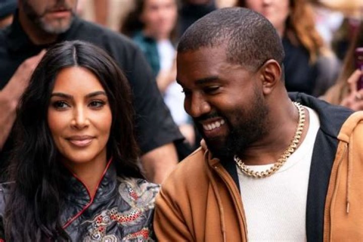 KUWK: Kim Kardashian Might ‘Change Her Mind’ About Adding To The Family After All, Source Says – Kanye Is Really ‘Persistent!’