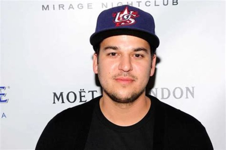 KUWK: Rob Kardashian Is A Changed Man – Here’s How He Managed To Lose 20 Pounds!