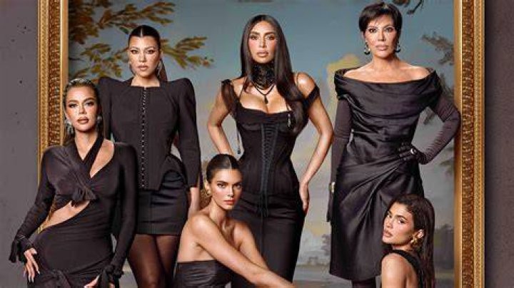 KUWTK: All Kardashian-Jenner Sisters Pose For Spice Girls Inspired Photoshoot And Saint West Cutely Joins In!
