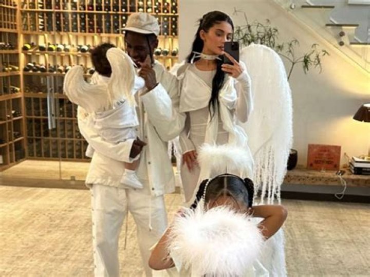 Kylie Jenner showed how cozy Travis Scott is spending time with their two children