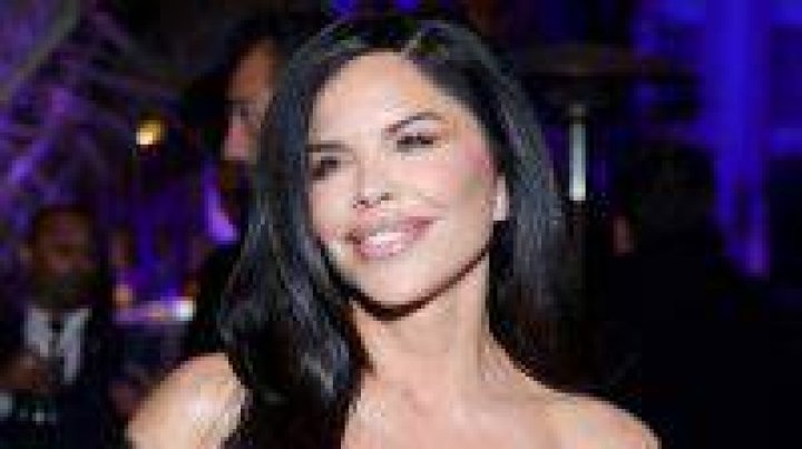Lauren Sanchez in Bathing Suit Shares Her "Unfiltered Summer" — Celebwell