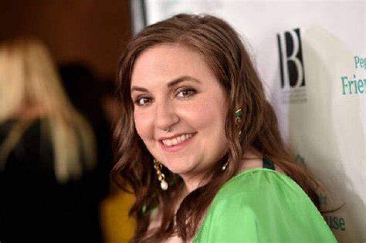 Lena Dunham Explains She Wanted To Die After Getting Addicted To Painkillers