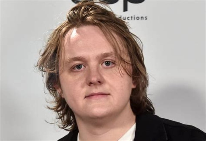 Lewis Capaldi reveals he has Tourette’s syndrome