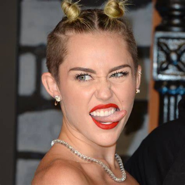 Liam Hemsworth Shocked By Photos Of Miley Cyrus And Katilynn Carter Kissing, Says Report