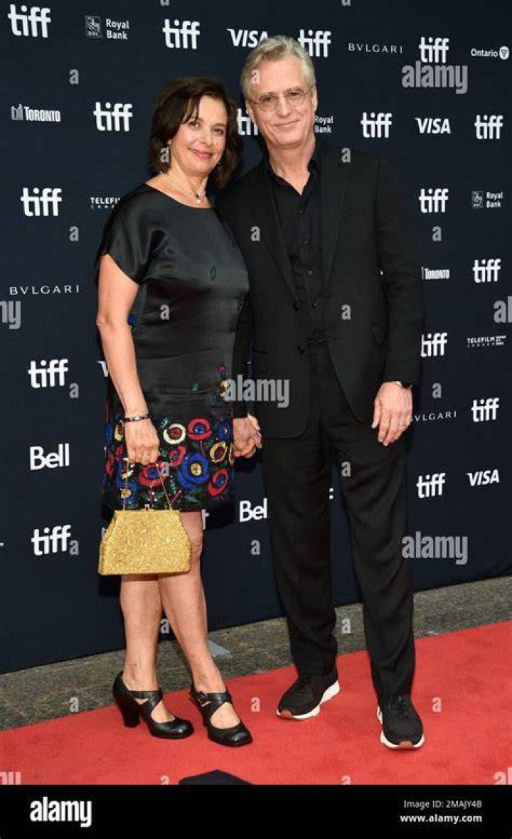 Linus Roache family, wife, children, parents, siblings