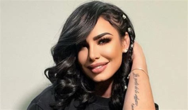 Lis Vega in Bathing Suit Exhibits "Self Love" — Celebwell