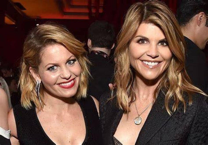 Lori Loughlin’s Fuller House Co-Stars, Including Candace Cameron Bure, Are Standing By Her After College Admissions Scandal