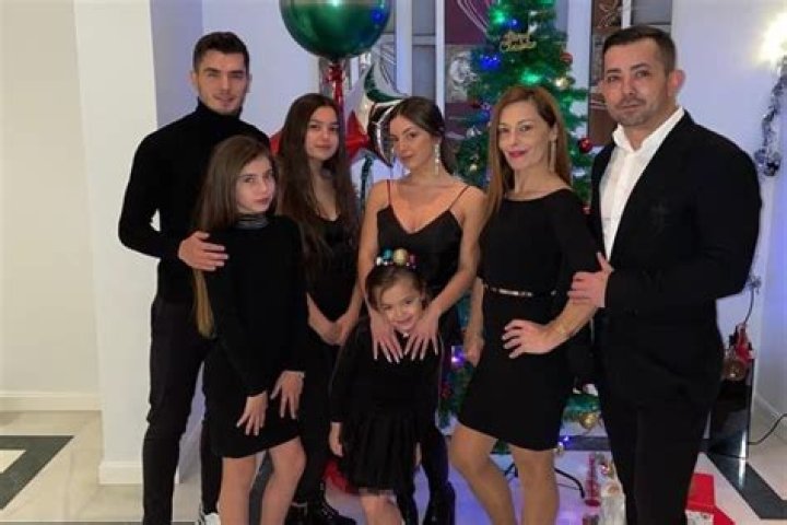 Luis Díaz family: Parents, siblings, wife, children