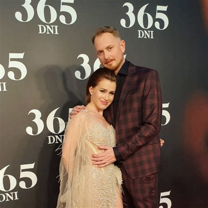 Łukasz Witt-Michałowski Wiki, Net Worth, Son, Wife, Height & More