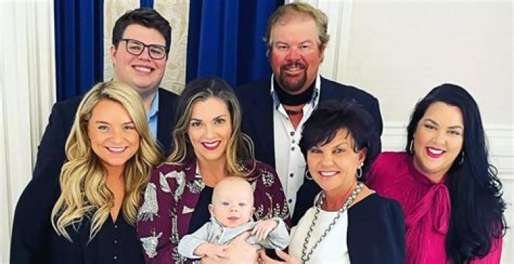 Luke Raley family, wife, children, parents, siblings