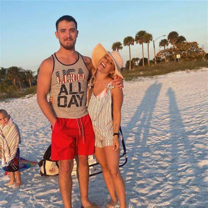 Mackenzie McKee Confirms She And Husband Josh Are Over – ‘My Heart Breaks For My Kids’