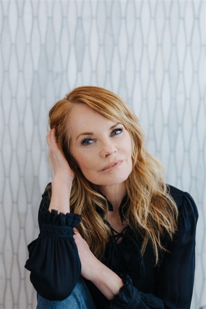 Marg Helgenberger Biography - Facts, Childhood, Family Life & Achievements